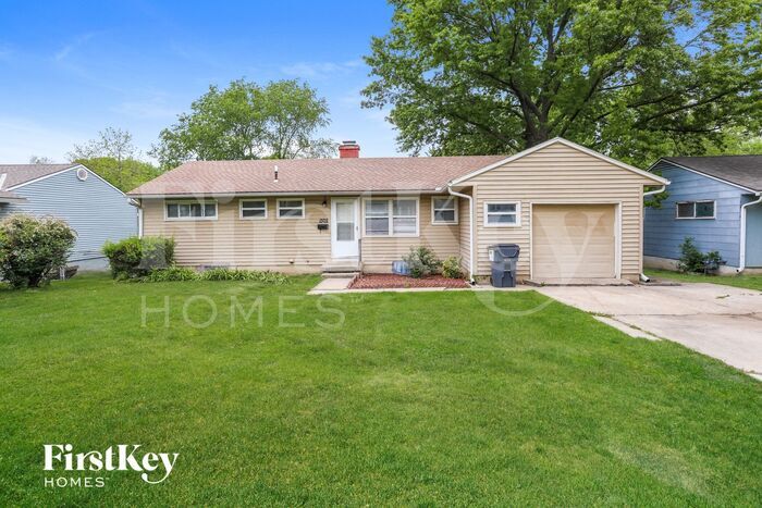 Foto principal - 1302 SW Peggy Cir