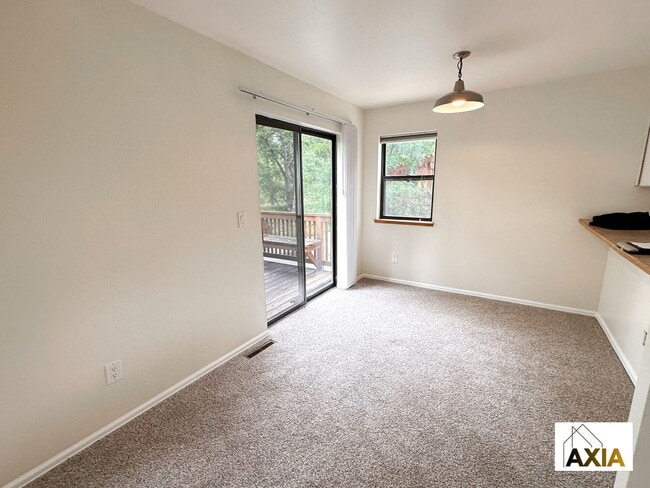Foto del edificio - 4BD/2BA Fall Pre-Lease in Quiet Neighborhood!