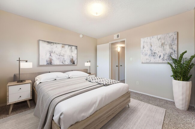 Foto del edificio - Dry Creek Village Apartments