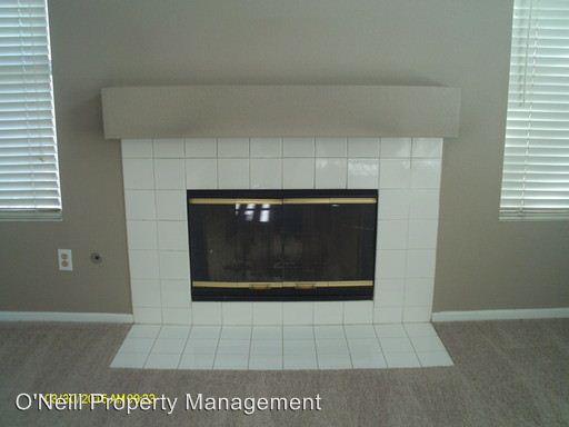 Building Photo - 857 Rock Ridge Ct