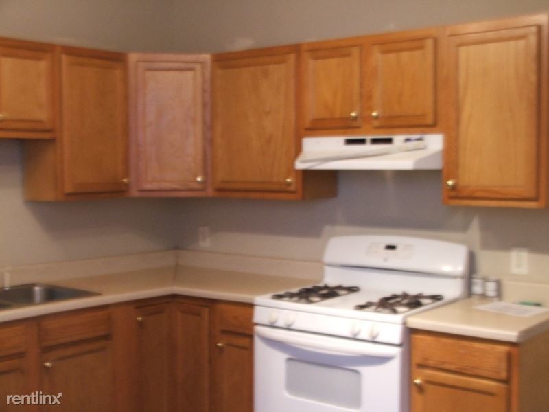 Primary Photo - 3 br, 2 bath Townhome - 13 W 20th St