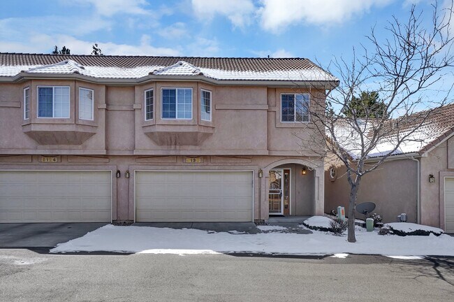 Building Photo - 5130 Peak Villa Heights