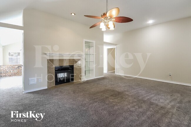 Foto del edificio - 2622 Eaglenest Ln