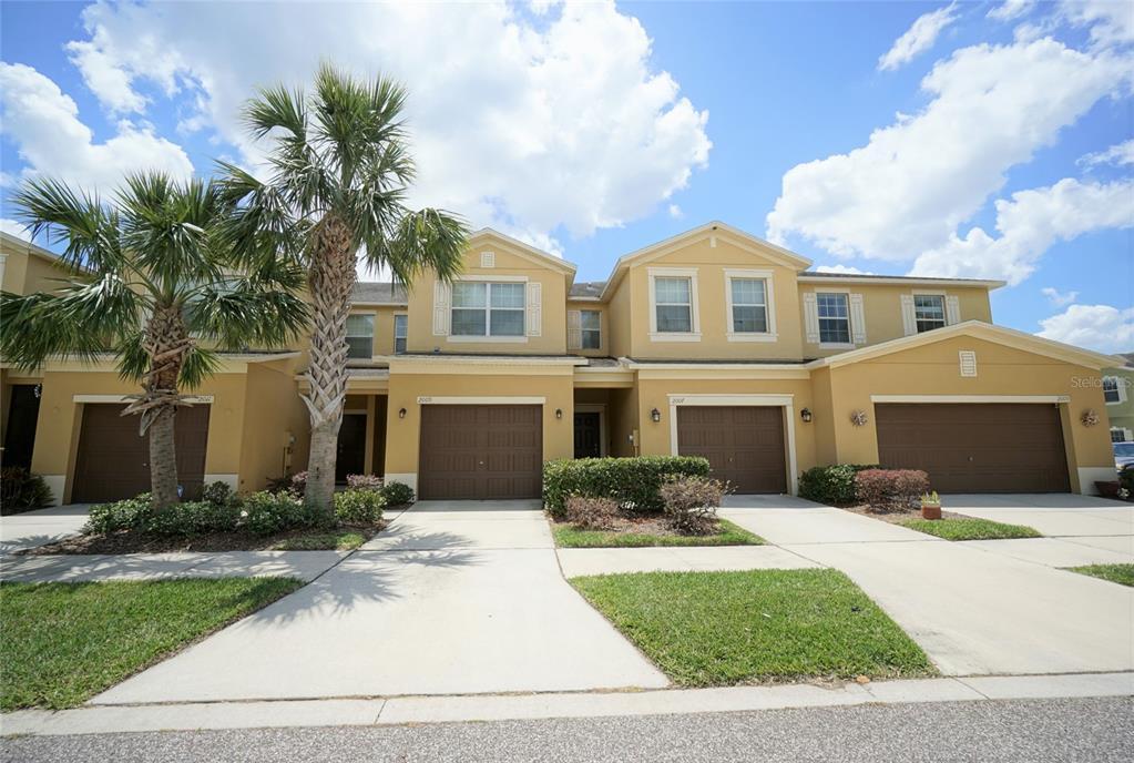 2009 Hawks View Dr, Ruskin, FL 33570 Townhome Rentals in Ruskin FL