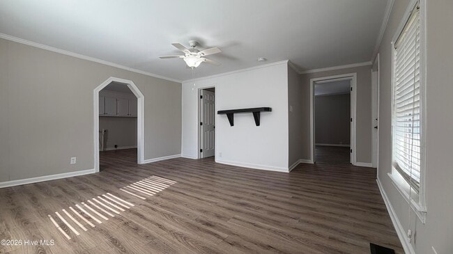 Building Photo - 3746 Cameron St