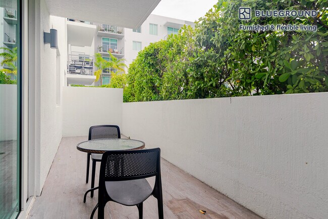 Foto del edificio - 729 NW 2nd St