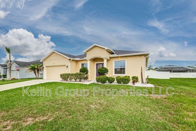 Building Photo - 2611 Highlands Creek Way