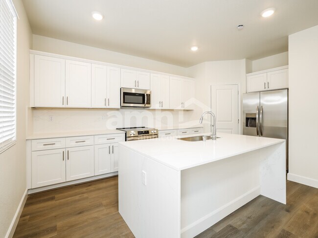 Building Photo - 6433 Intuition Ln