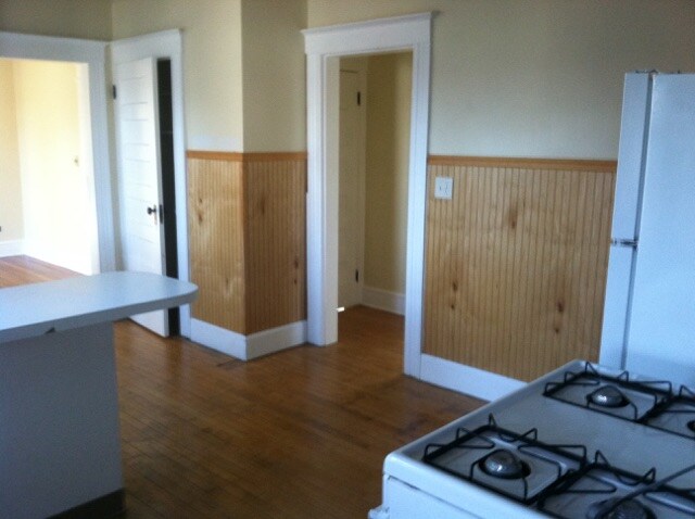 Building Photo - 26 Whiting Ave