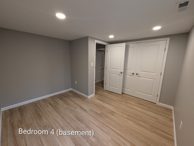 Foto del edificio - 11951 Marmary Rd