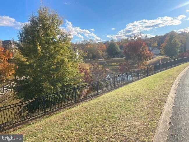 Foto del edificio - 15409 Papillon Pl