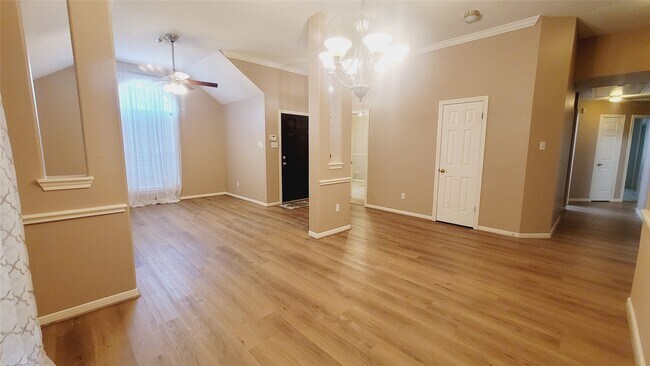 Building Photo - 16215 Brinton Ct