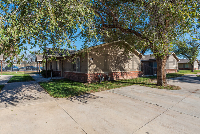 Building Photo - 4250 Newell St