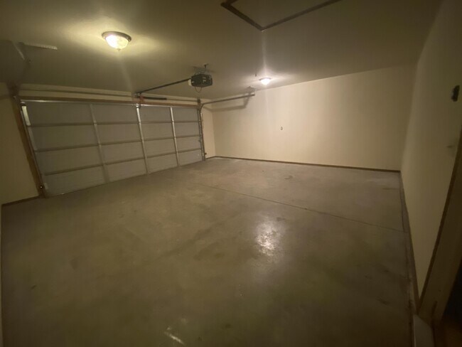 Building Photo - 8201 US-271