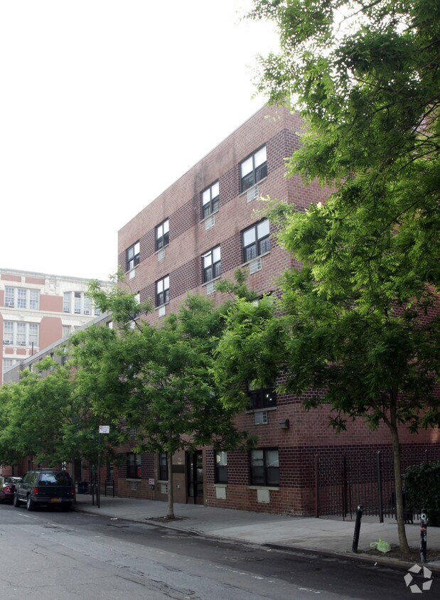 Building Photo - 184-186 Forsyth St