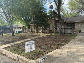 Building Photo - 5702 Ben Casey Dr