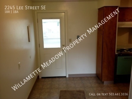 Foto del edificio - 2245 Lee St SE