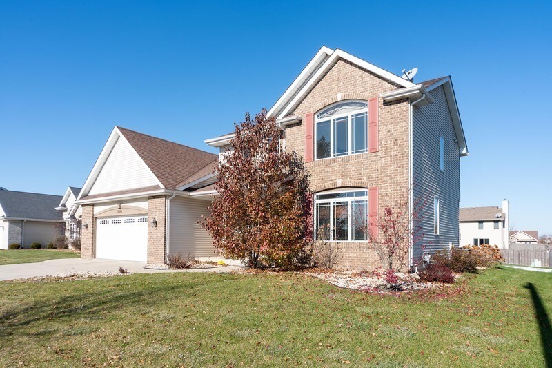 5206 34th St, Kenosha, WI 53144 House Rental in Kenosha, WI