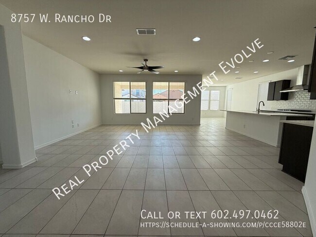 Foto del edificio - 8757 W Rancho Dr