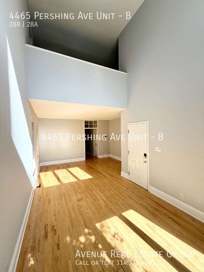 Foto del edificio - 4465 Pershing Ave