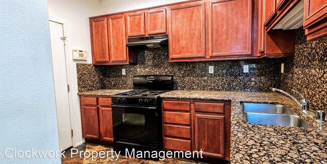 Building Photo - 3 br, 2.5 bath House - 13248 Copra Avenue