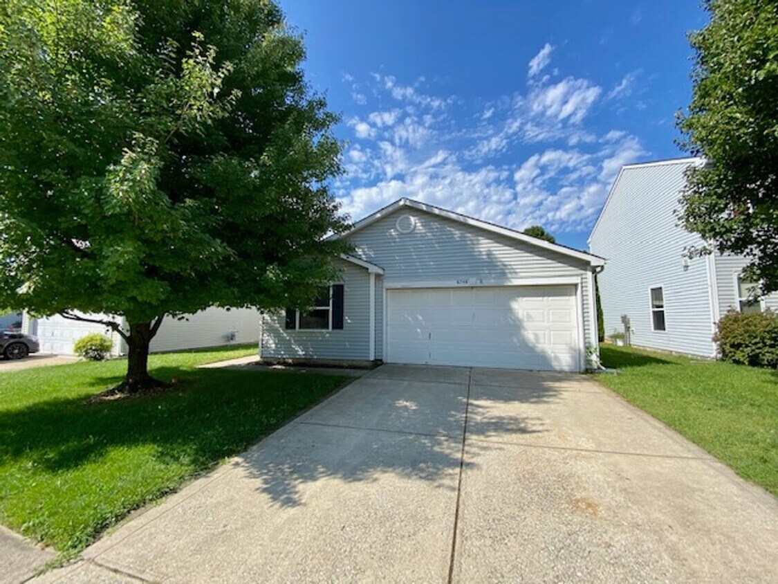 6748 Earlswood Dr, Indianapolis, IN 46217 House Rental in