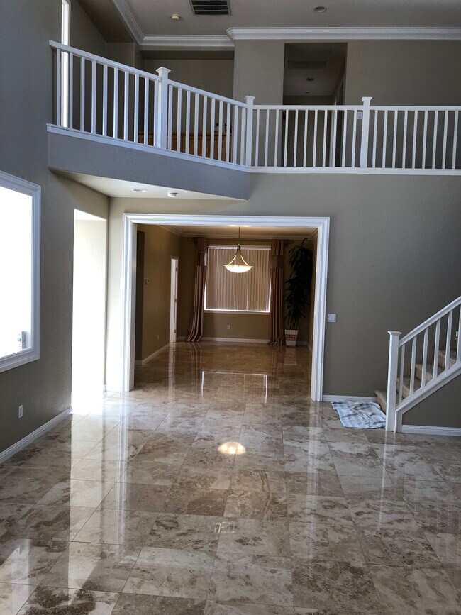 Building Photo - 3549 Headwater Dr