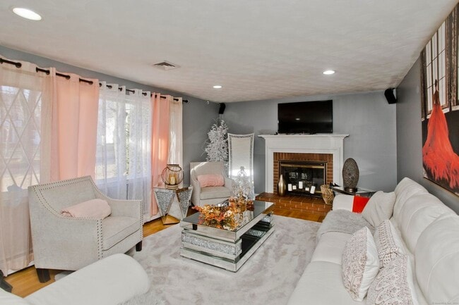 Foto del edificio - 304 Orchard Ave