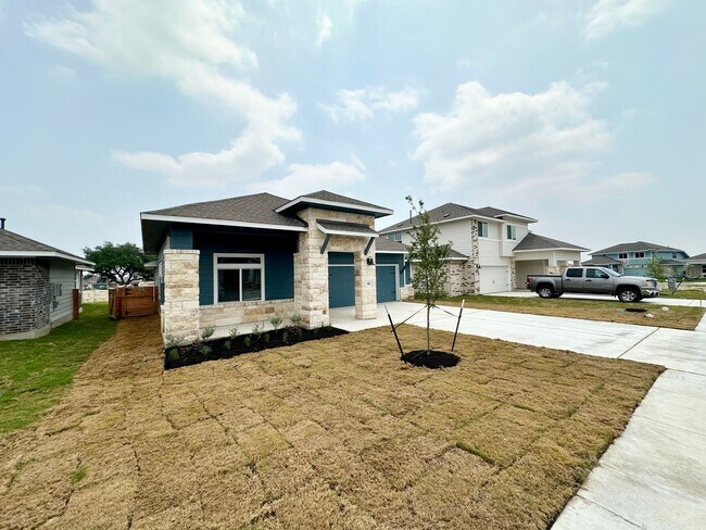 Foto del edificio - Beautiful Recently New Build Home in West ...
