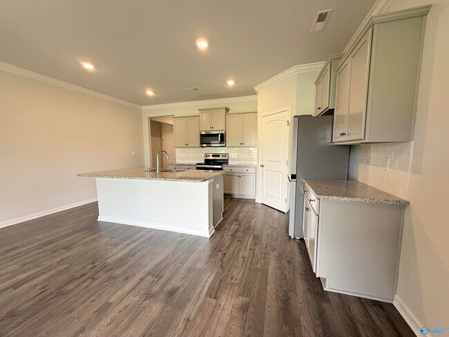 Building Photo - 7008 Nearpath Dr NW