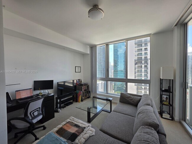 Building Photo - 300 S Biscayne Blvd