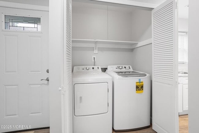 Foto del edificio - 30 Winged Foot Ln