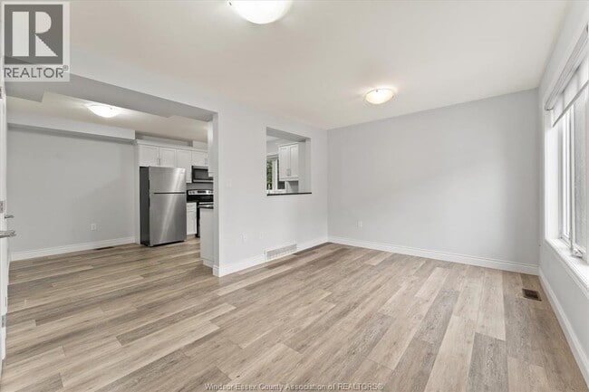 Building Photo - 204 Beechwood Dr