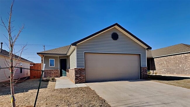 Building Photo - 3333 Hondo Ter