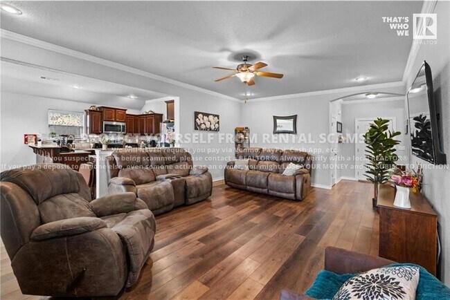Building Photo - 1111 Tulip St