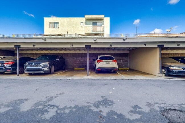 Interior Photo - Queen Street Homes