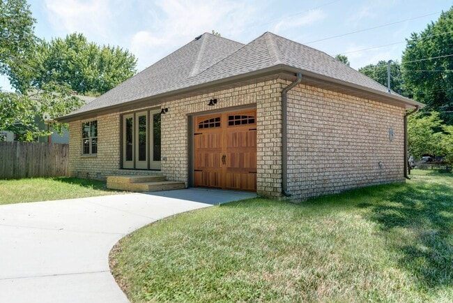 Building Photo - Gorgeous and Upscale Home Available Now!