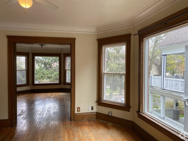 Building Photo - 2765 S Logan Ave