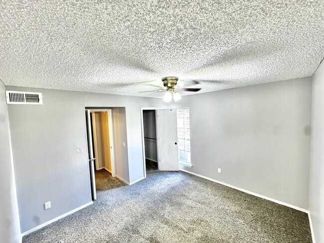 Building Photo - 4110 Faith Rd