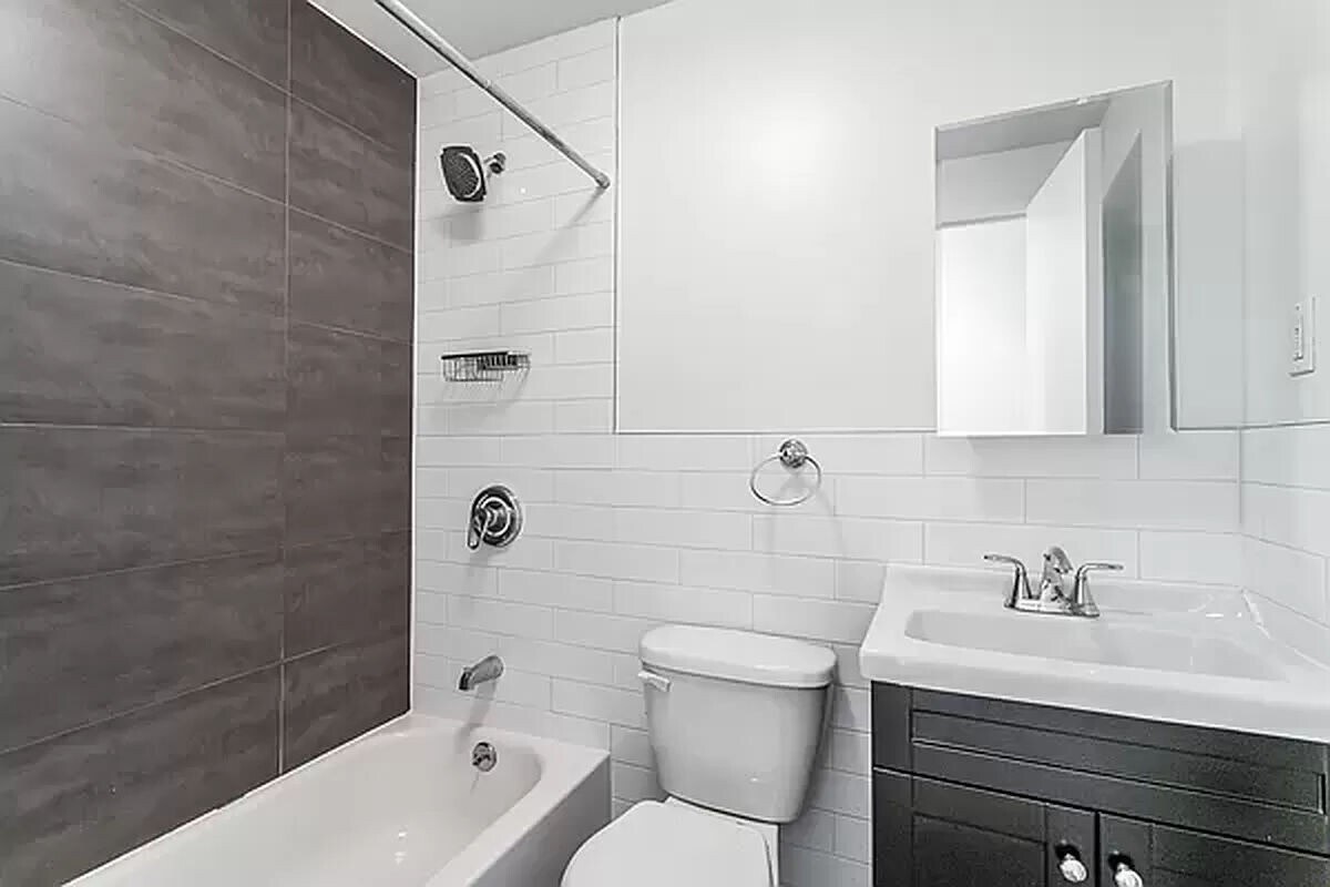 Building Photo - 457 West 17th Street