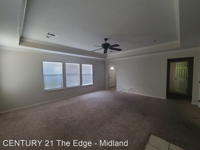 Building Photo - 3 br, 2 bath House - 3105 Bluebird Ln