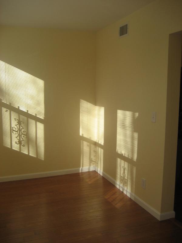 Building Photo - 10 Bucknam St