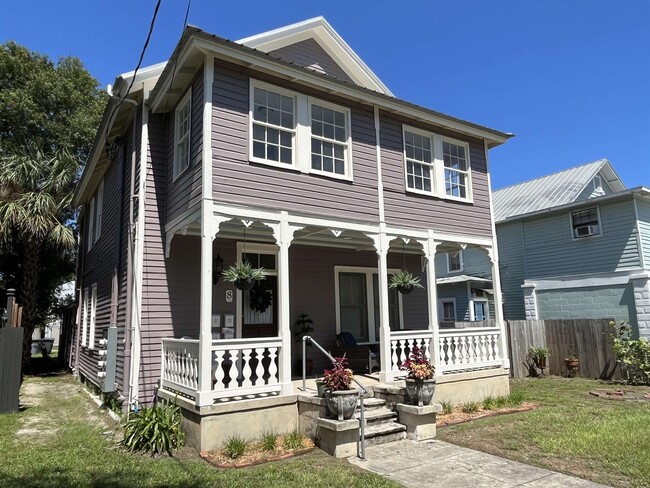 Building Photo - 8 Rohde Ave