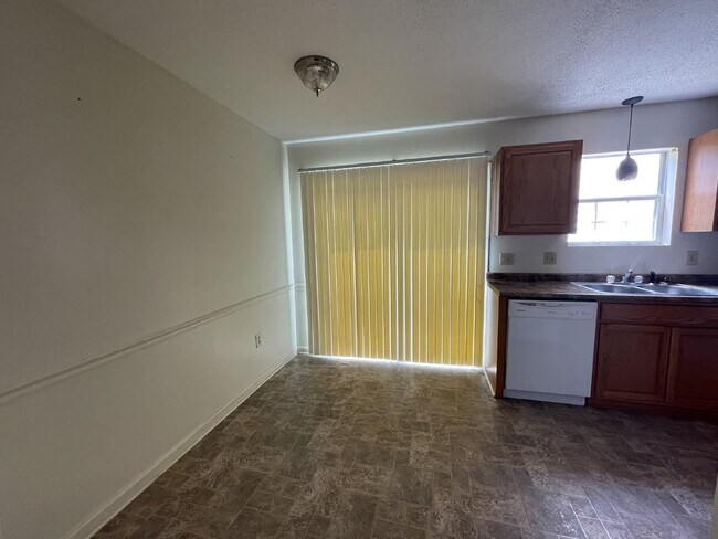 Foto del edificio - Townhouse For Rent