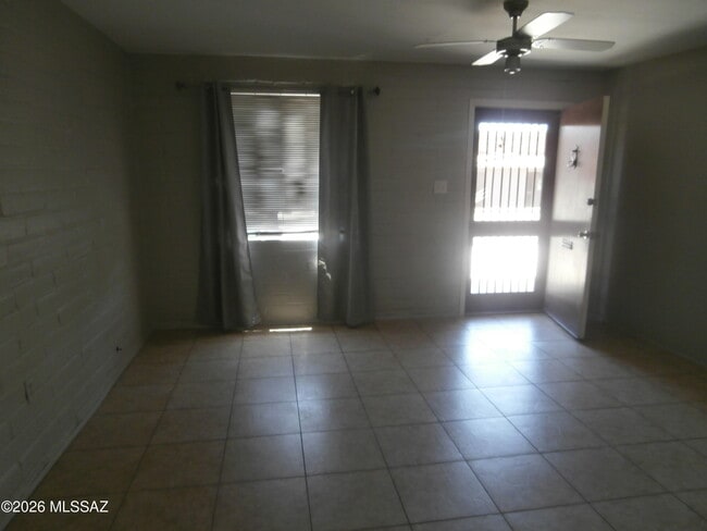 Building Photo - 478 S Paseo Cerro