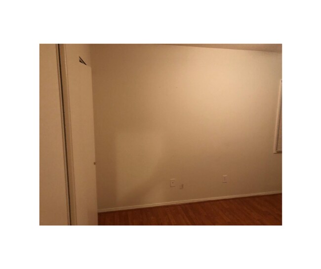 Foto del edificio - 9083 Meadow Heights Rd