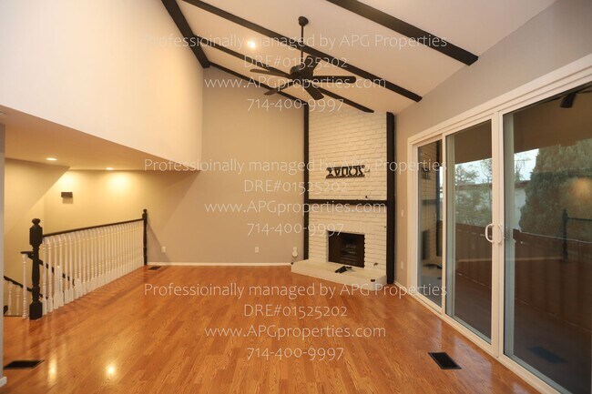 Foto del edificio - 9321 Chapman Ave