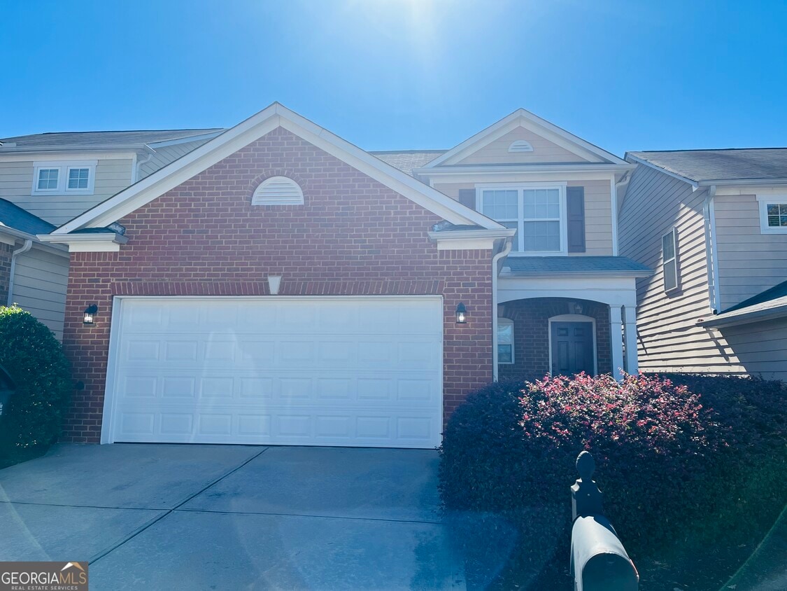 Primary Photo - 2042 Appaloosa Way