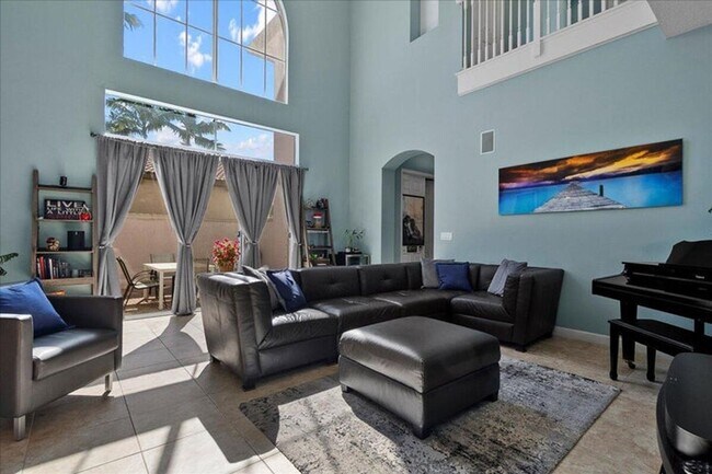 Foto del edificio - 82 Stoney Dr