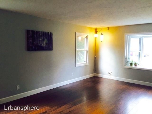 Building Photo - 2 br, 1 bath House - 3222 NE 79th Ave